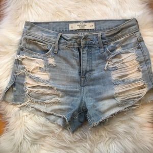 Abercrombie & Fitch Jean shorts